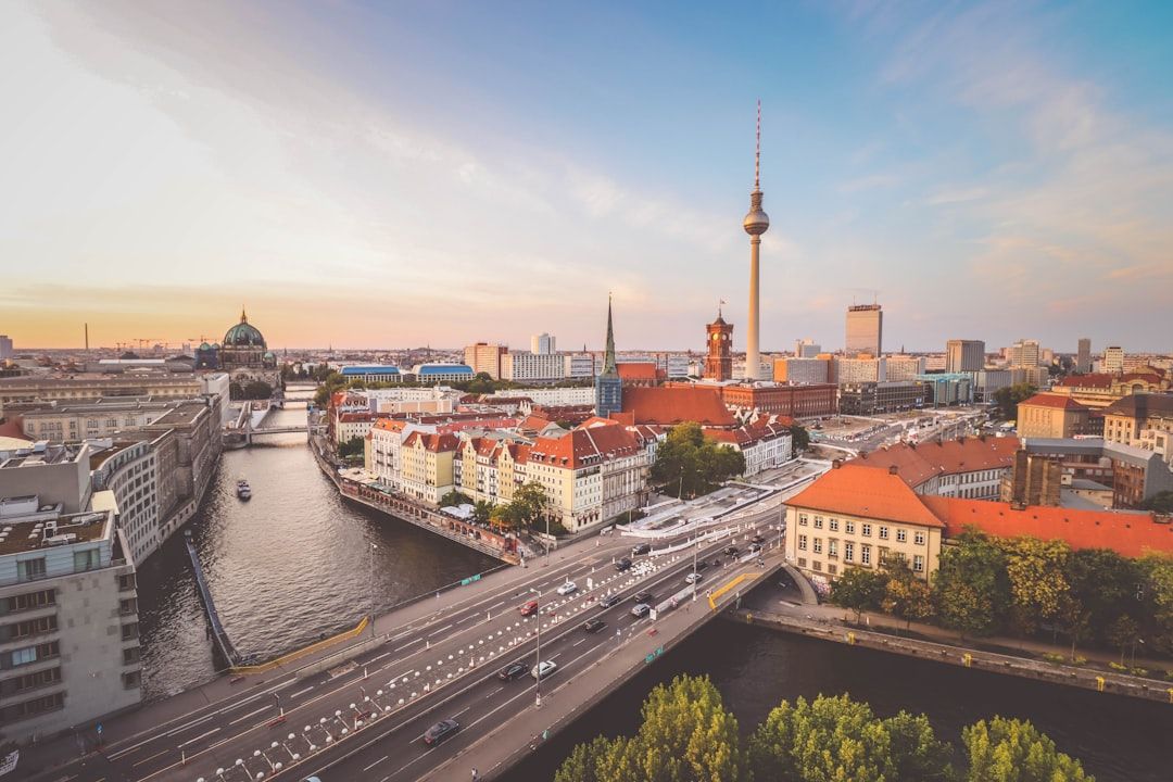 The Anmeldung problem in Berlin